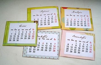 Calendare de hârtie cu mâinile, în tehnica de scrapbooking, pentru copii sau pentru un iubit