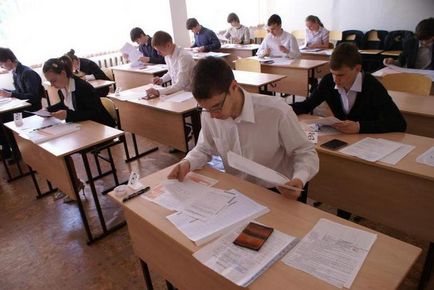Cine a venit cu examenul în România