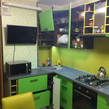 Bucătărie în verde design interior 25 fotografie