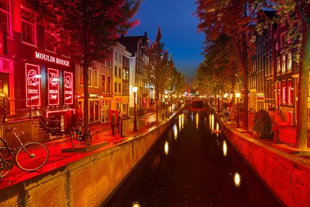 Cartier stradă roșu-lumină în Amsterdam
