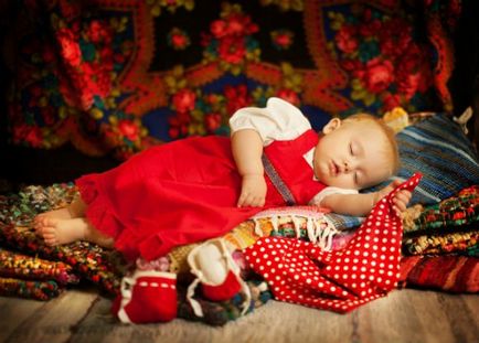 Rugăciuni și incantații pentru copilul dormit bine, și livrat de nopți nedormite