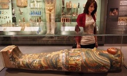 Mami, mister Egiptul Antic și misticism