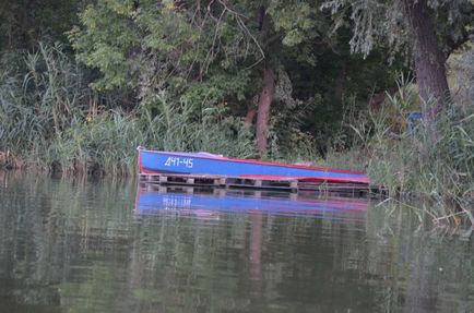 barca de cauciuc, sau din PVC, despre pescuit
