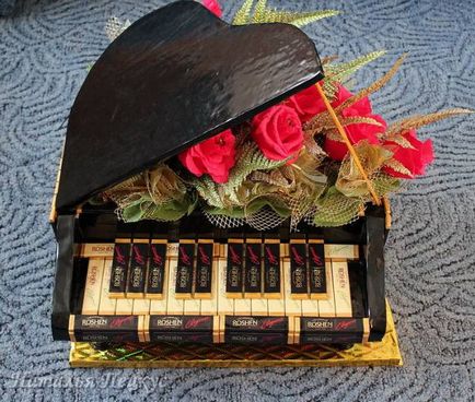Royal de ciocolată - articole confecționate manual de dulciuri - artizanat din bomboane - Director Articole