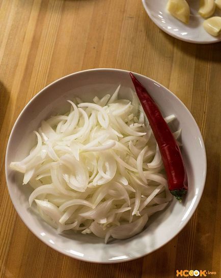 salata coreeană cu castraveți și carne - un pas cu pas reteta fotografii