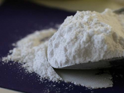 Câte grame de zahăr pudră într-un pahar