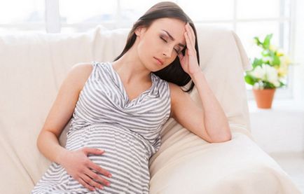 Stresul în timpul sarcinii este o mulțime de stres și moderate efecte