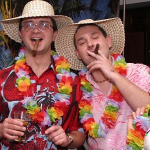 Scenariul Hawaiian petrecere, accesorii, meniuri, costume, fotografii și video