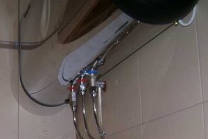 Schema pentru a conecta încălzitorul de apă Termeks mâinile proprii