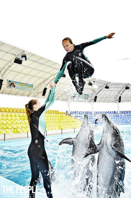Antrenorul în delfini Lena Komogorova despre utilizarea delfini - oamenii