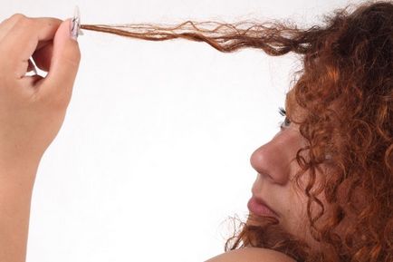 chimică a părului pentru femei, tipuri de chimie umede, mari sau ușor de păr mediu