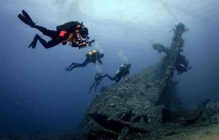 nave adâncite în prezentare generală, istorie și fapte interesante de la Marea Neagră