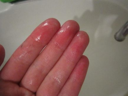Cum să se spele vopseaua de pe mâini