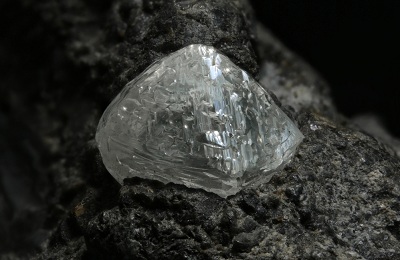 Sub formă de cristale minate Sub formă de cristale minate