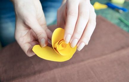 Cum sa faci un boboc de floare de hârtie