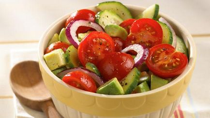 Cât de multe calorii intr-o salata cu rosii
