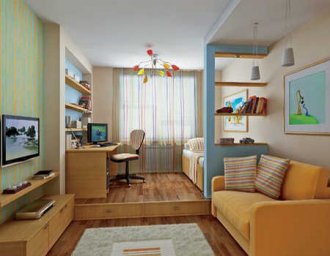 Podium în apartament cu mâinile sale Podium în apartament cu mâinile sale