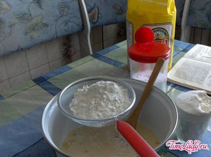 Din aluatul pentru clătite Din aluatul pentru clătite