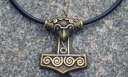 Valoarea torus Amulet ciocan, utilizarea și fabricarea