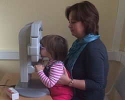 Hardware și tratamentul copiilor - cele mai eficiente tratamente în Clinica de ochi Moscova
