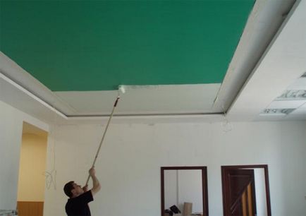 Mai bine pentru a picta plafonul și cum să-l (vopseaua plafonul în apartament) Do Mai bine pentru a picta plafonul și cum să facă acest lucru