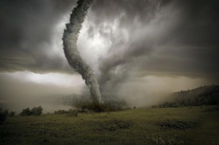 Ceea ce este diferit de la o tornada tornada este mai puternic - o tornada sau tornade