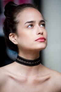 Ce este ceea ce sa poarte choker choker fotografie