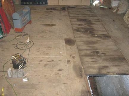 Podeaua de lemn în garaj modul de a face propriile mâini, decât capacul, manual, fotografie - un lucru ușor