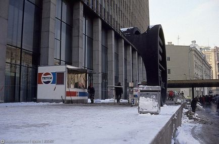 Black-marketeers - vânzători libertatea