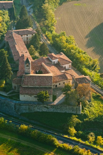 Franciacorta sat de evacuare - Italia în limba rusă