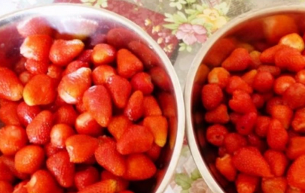 gem gros și delicioase de căpșuni în rețete de iarnă cu boabe întregi