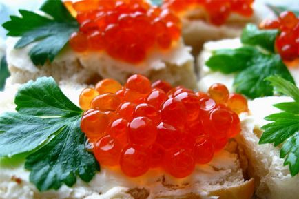 Red caviar caviar de somon, care este mai bine să aleagă caviar, proprietățile benefice ale icre roșii