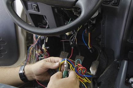 Instrucțiuni cum să eliminați alarma complet din mașină cu propriile lor mâini