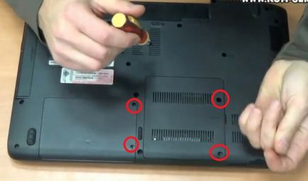 Instrucțiuni pentru dezasamblare, asamblare și praf de curățare de laptop Samsung R525