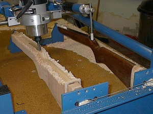 Care sunt mașinile cheie de decupare pentru produse din lemn și principalele caracteristici ale prețului