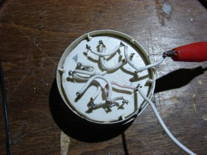 Cum se măsoară rezistența la circuitul de inel cu un ohmmetru, auto