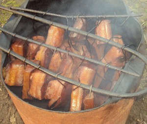 Cum de a fuma bacon cald și rece-foto și video de rețetă