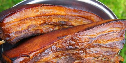 Cum de a fuma bacon - retete delicioase marinată și metode de gătit la domiciliu
