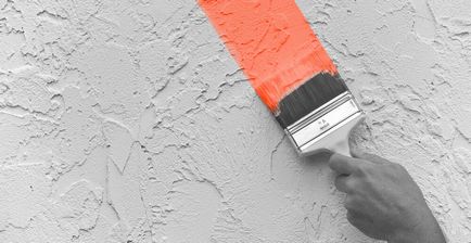 Cum se aplica o tencuiala decorativa pe perete fără sâmburi