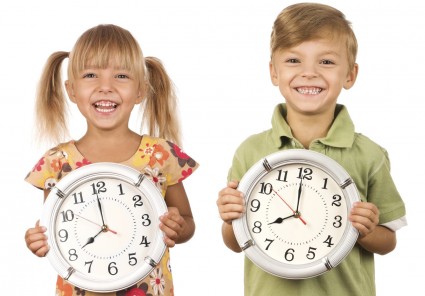 Cum să învețe copilul să spună timp