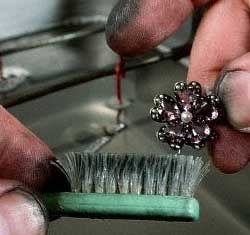 Cum pentru a curăța cercei de argint de la bijutieri sfaturi