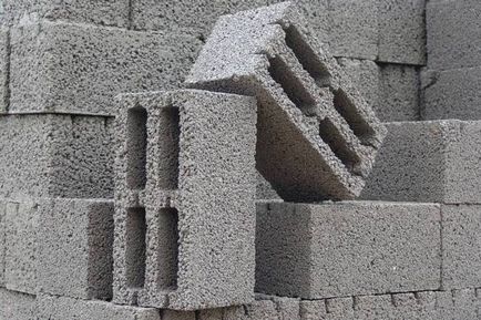 Cum de a construi o casa de propriile lor mâini pentru a bloca (cele mai multe) Cum de a construi o casa de propriile lor mâini pentru a bloca