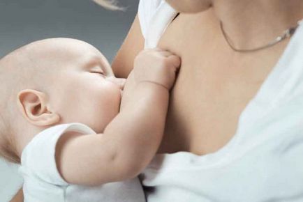 Cum de a crește conținutul de grăsime al laptelui matern, măriți-l la femeile care alăptează