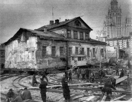 Așa cum sa mutat anterior casele din Moscova - Noutăți în imagini