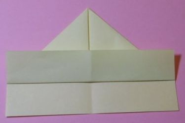 Cum să se plieze o barcă făcută din hârtie
