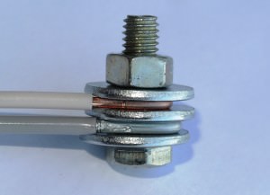 Cum de a conecta sârmă de aluminiu și aluminiu între un mod corespunzător