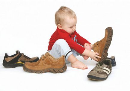 Cum de a alege pantofi pentru copii pentru primii pași
