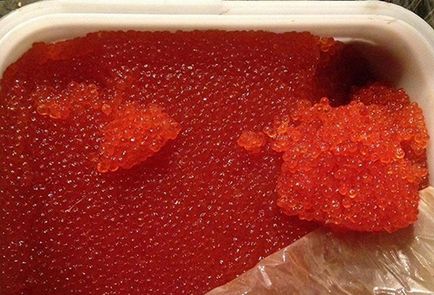 Cum se păstrează caviar la domiciliu, prelungirea duratei de viață a consumului său