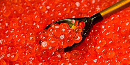 Cum se păstrează caviar într-un vas de plastic la domiciliu