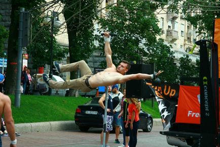 Cum sa faci bani pe stradă, în oraș (strada) Cum sa faci bani pe stradă, în oraș
